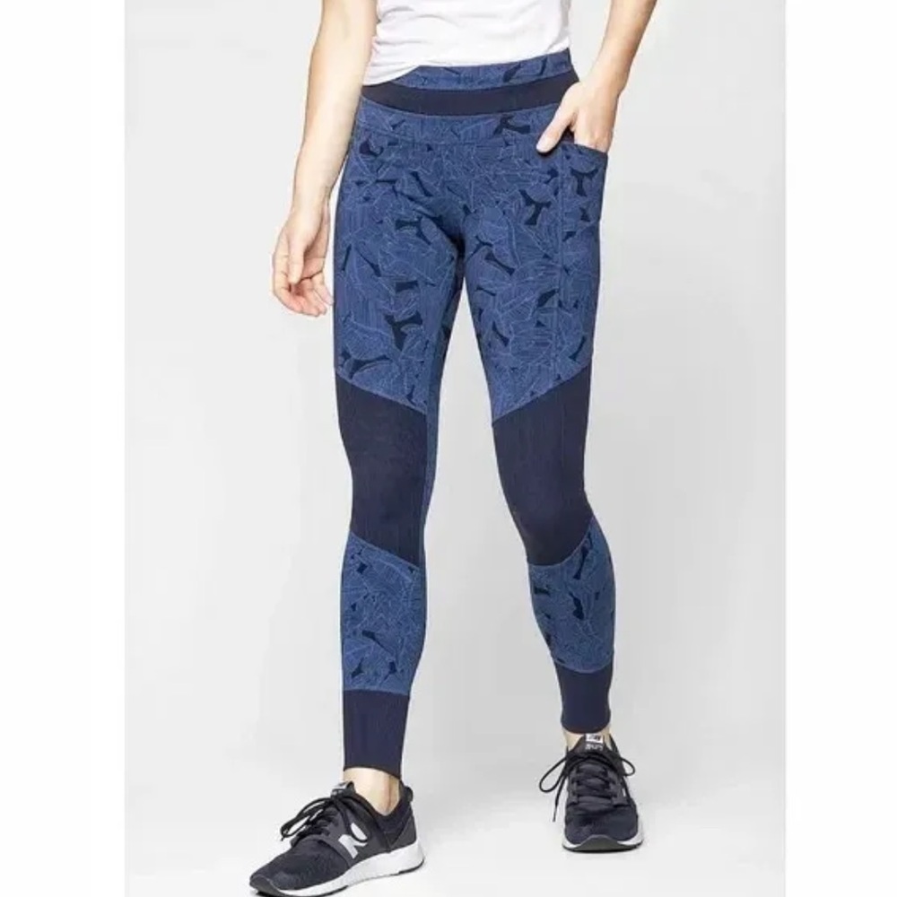 🌸 Athleta Excursion Blue Navy | Tropical Leggings Compression pants Sz S
